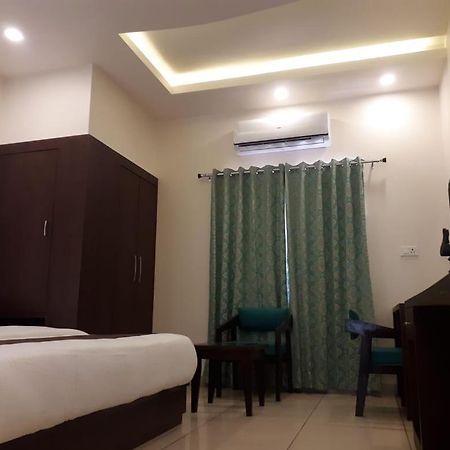 Hotel Paradise Inn Udaipur Luaran gambar