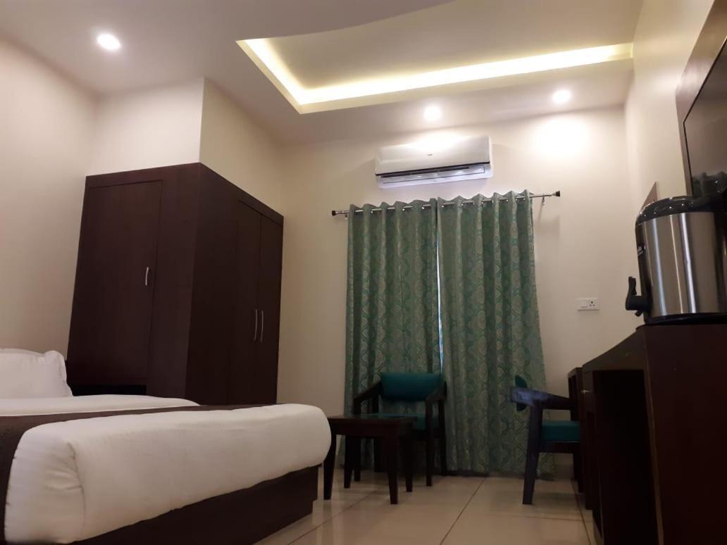 Hotel Paradise Inn Udaipur Luaran gambar
